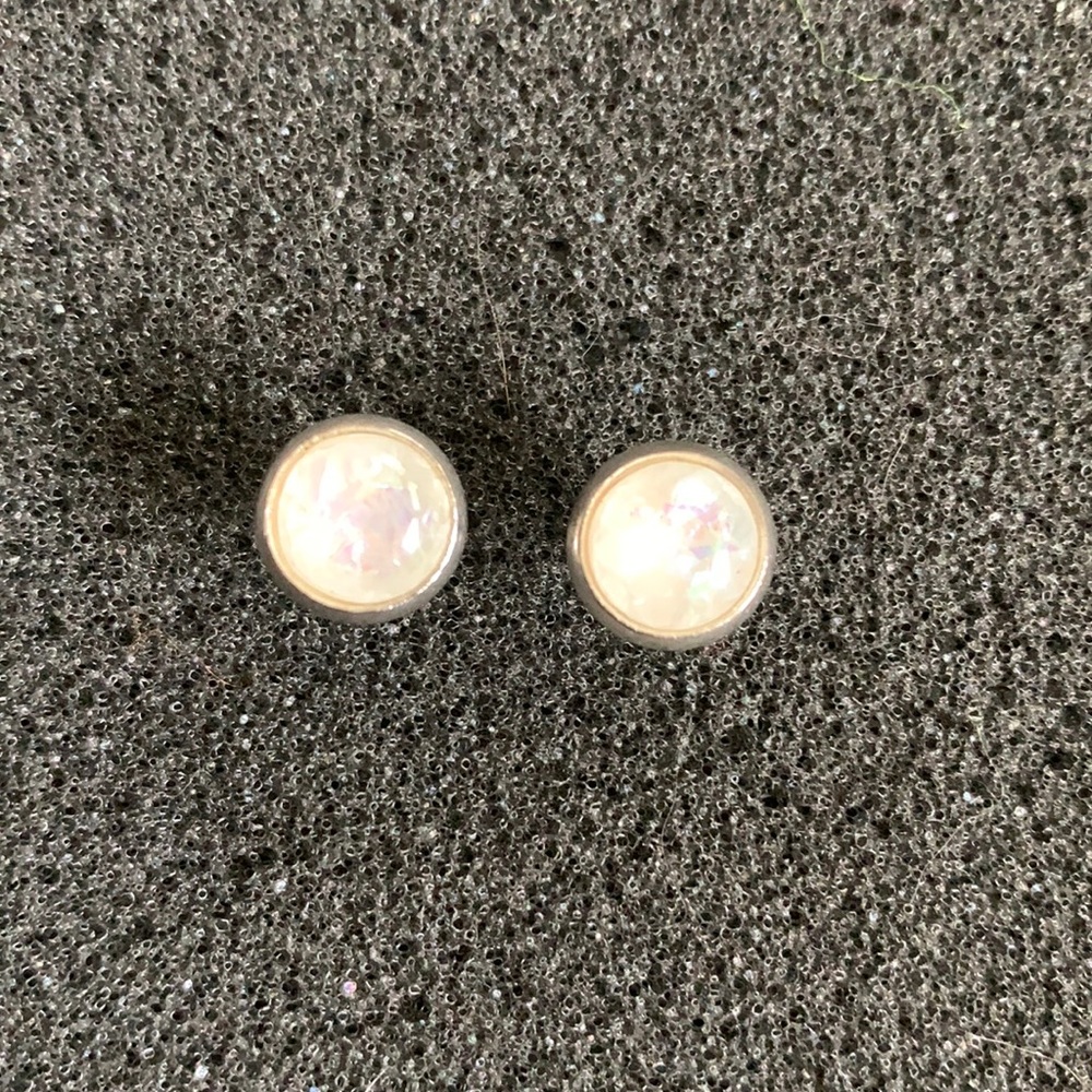 Round Earrings